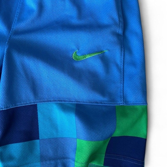 Nike Boys’ Athletic Shorts | Size L | Blue Color Block Plaid Vibe - Picture 2 of 7